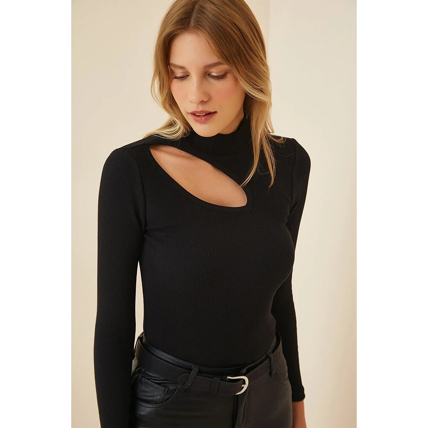 Black Cut Out Detailed Ribbed Knitted Blouse