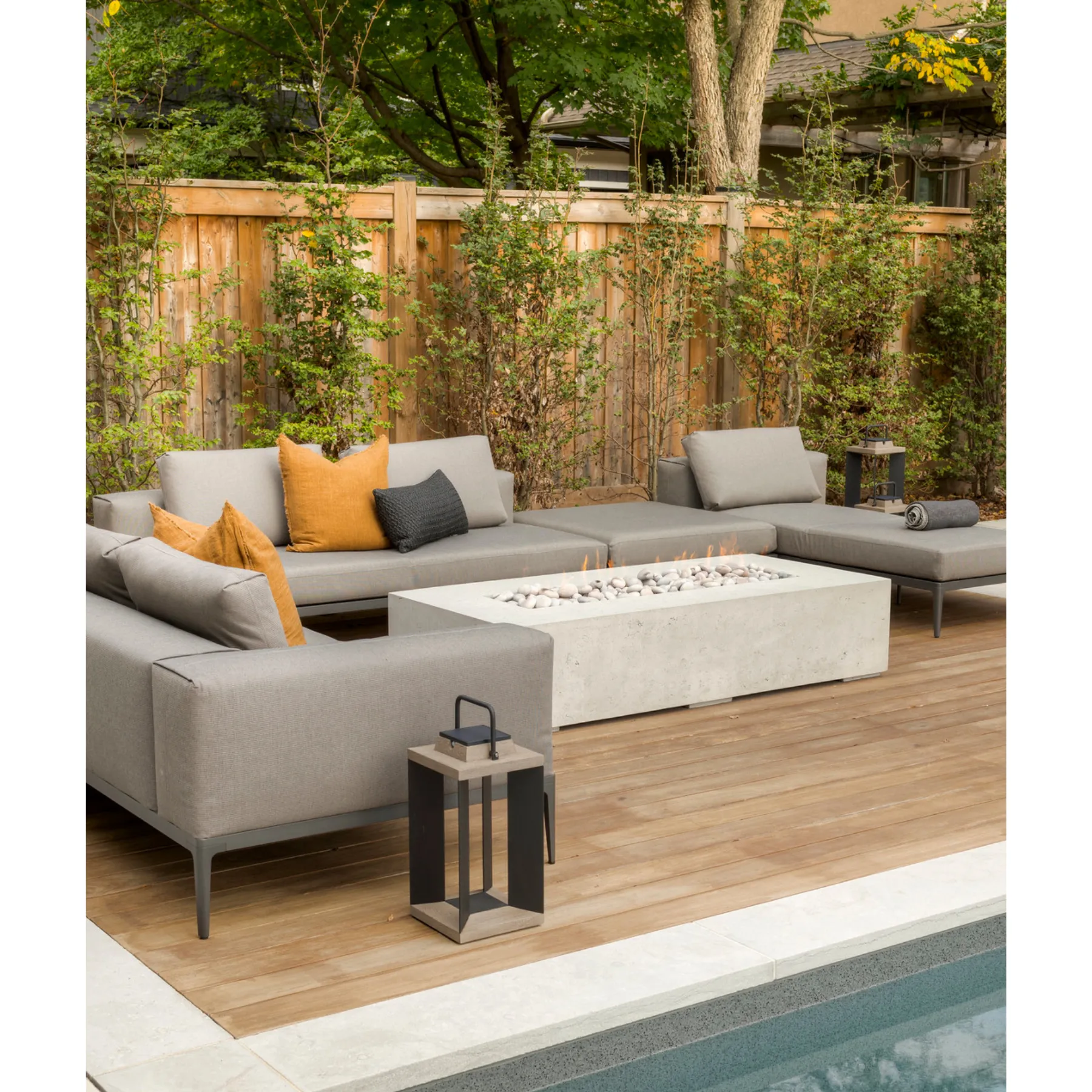 Dekko Sonoma Concrete Fire Pit & Cover