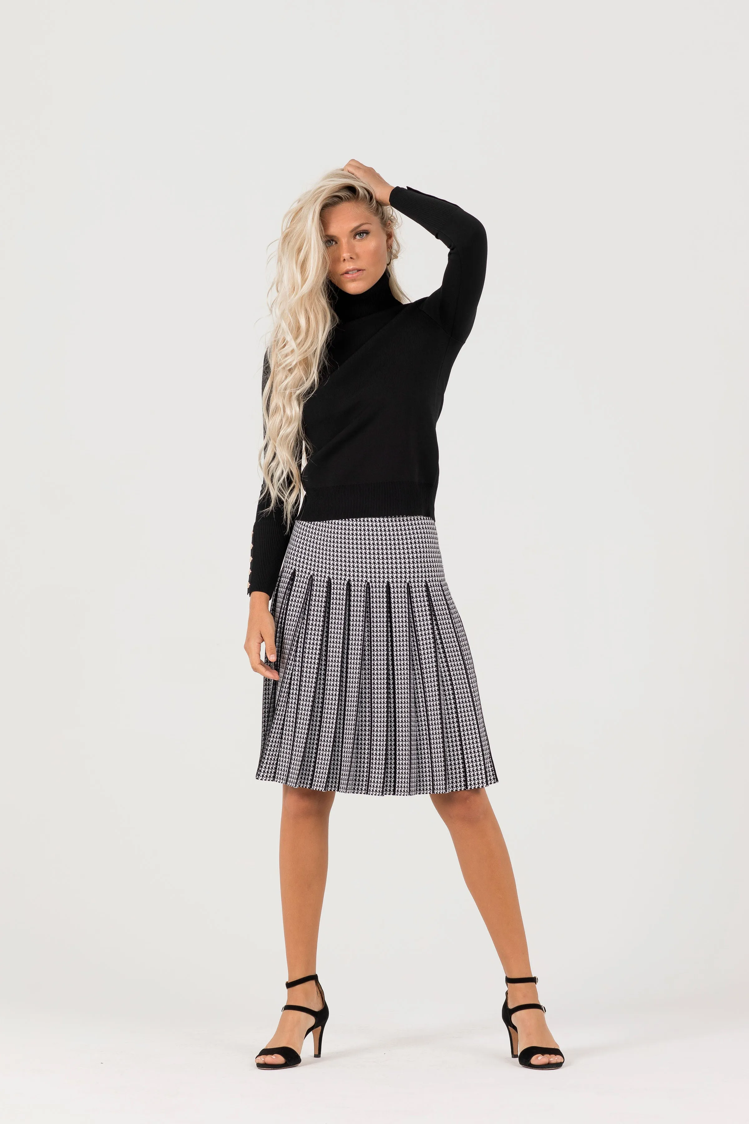 Houndstooth Wonder Skirt