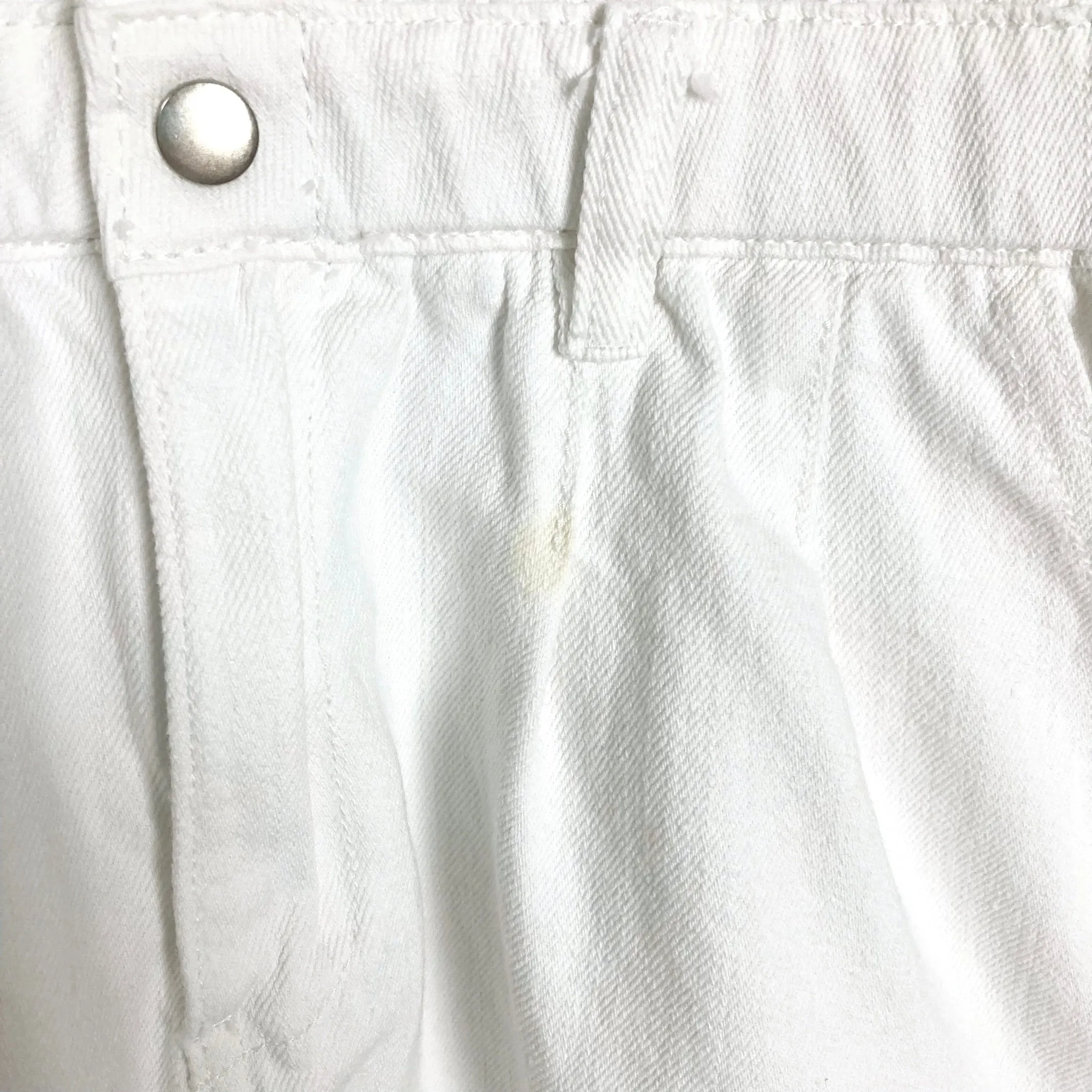 Idem Ditto White Denim Snap Front Romper- Size M (see notes)