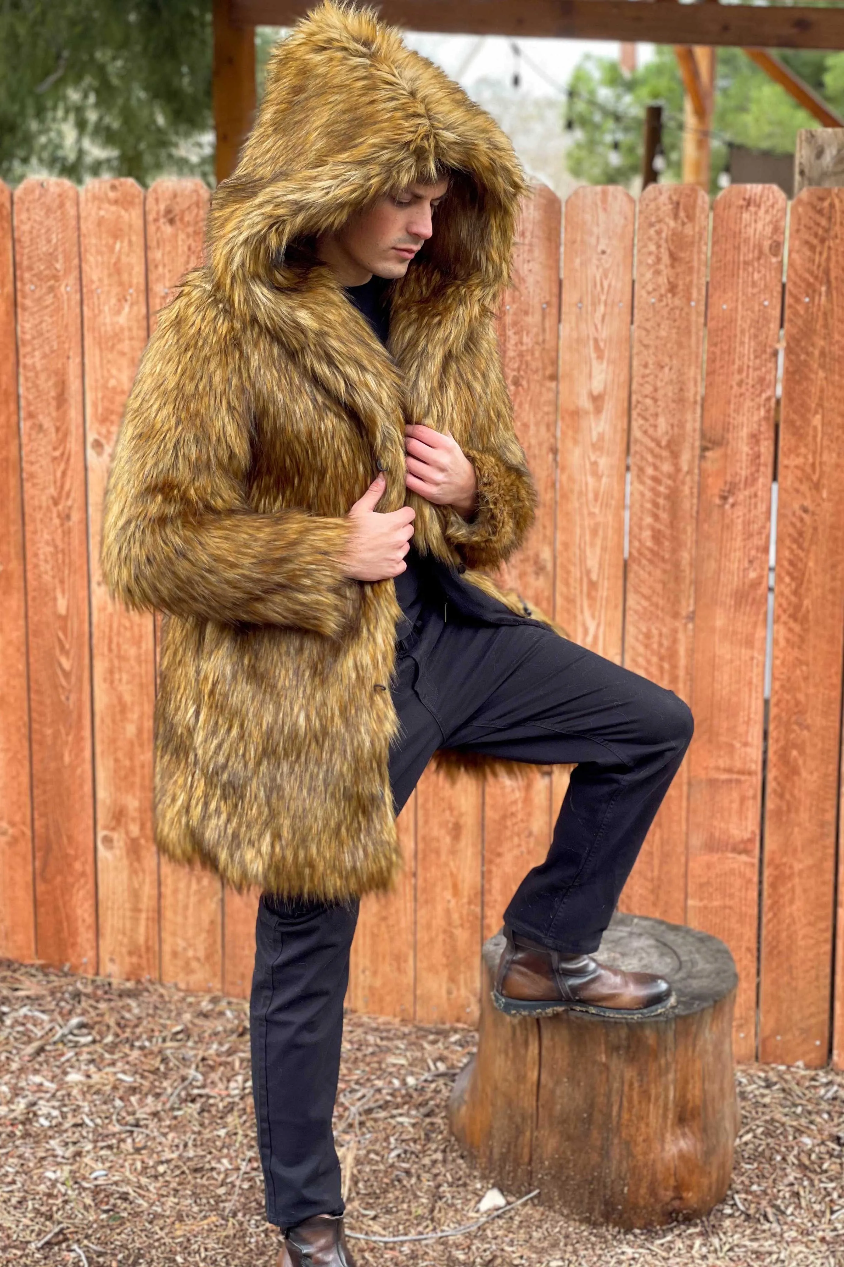 Men's Short Desert Warrior Coat in "Golden Fox"