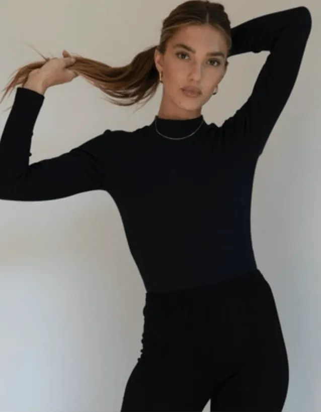 Monrow Long Sleeve Mock Neck Bodysuit