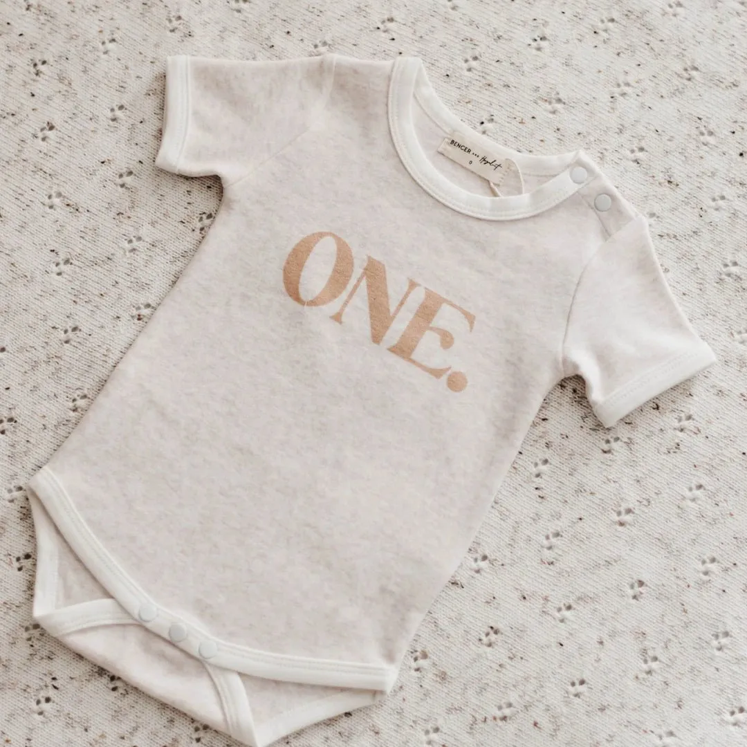 ONE Bodysuit - Hazelnut - Bencer & Hazelnut - 1ST Birthday