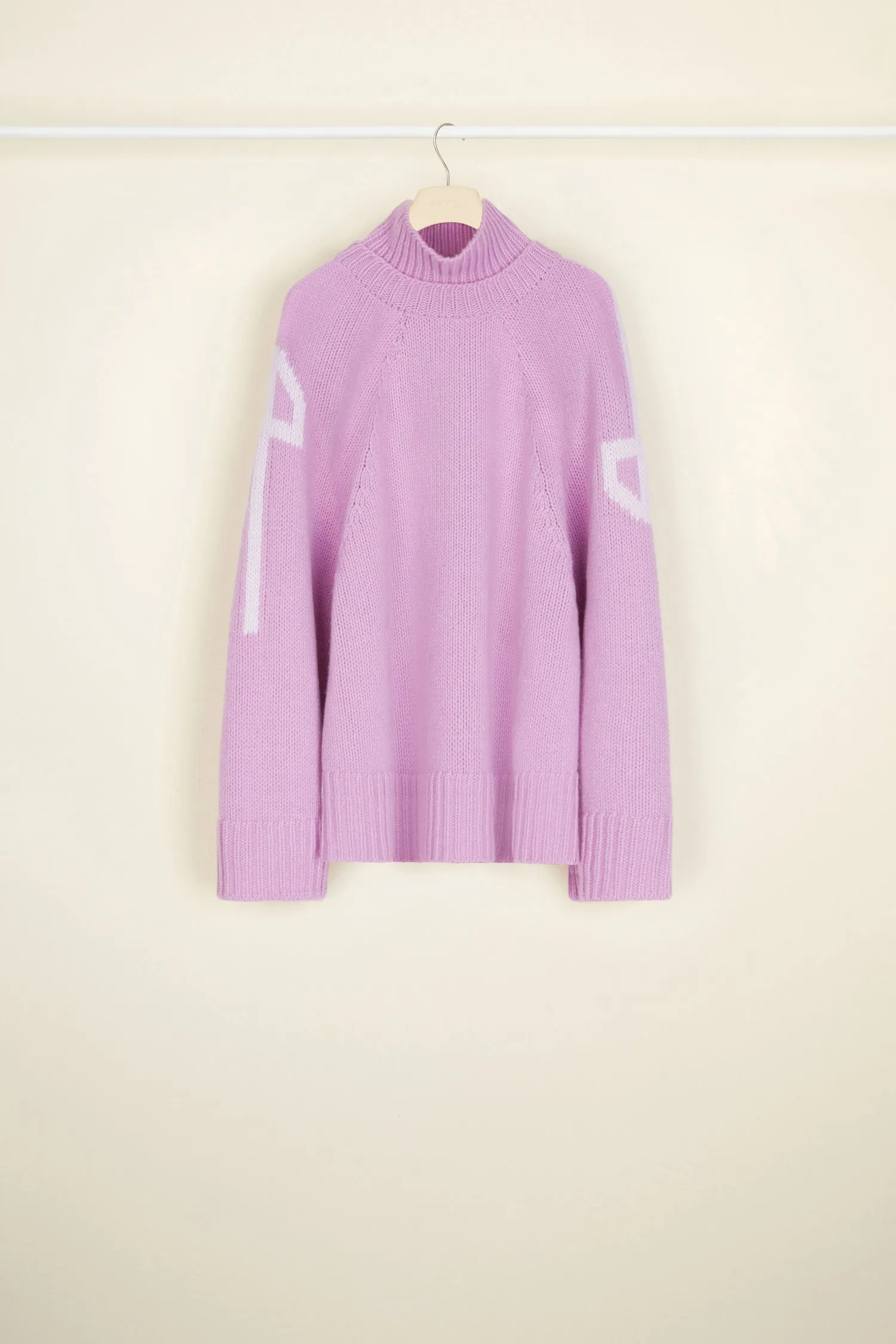 Oversized double collar jumper