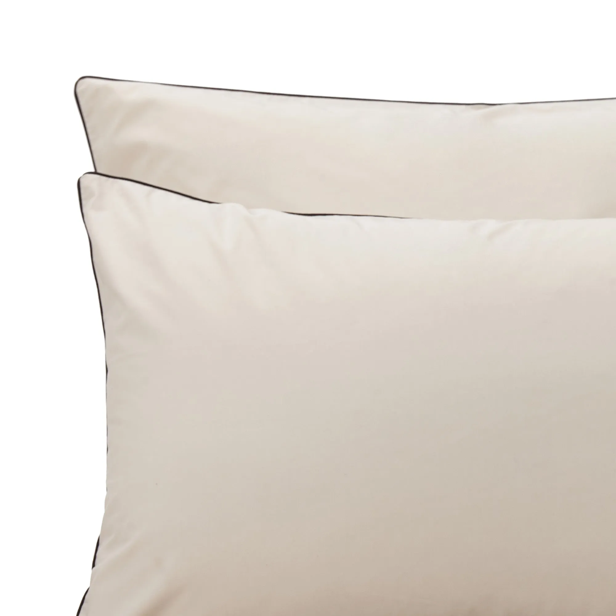 Vitero Pillowcase [Natural/Black]