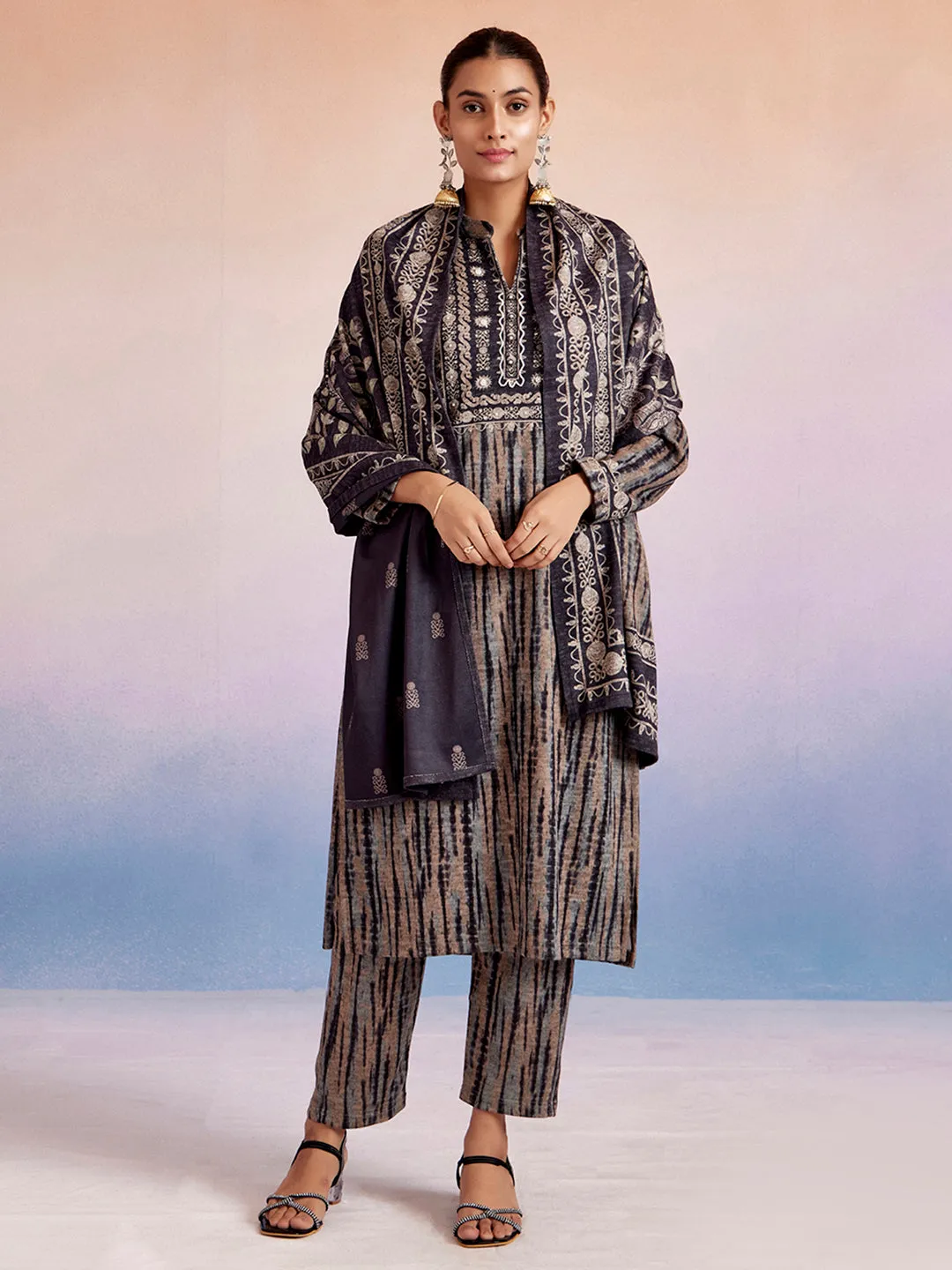 Woolen Printed Kurta Set With Dupatta